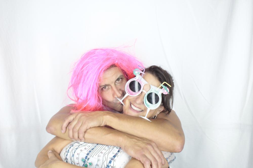 Mr & Mrs Guillen | View more photos from the event at gallery.myphotoboothexperience.co.uk/u/MyPhotoBoothExperienceLtd/Mr-Mrs-Guillen